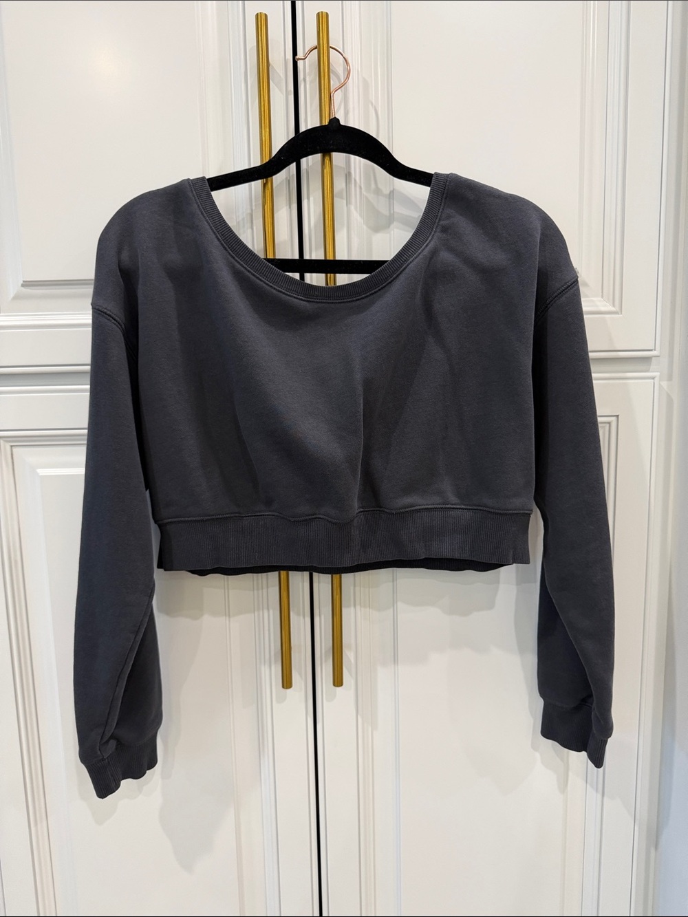Cotton On Body Charcoal Cropped Long-Sleeve Sweatshirt